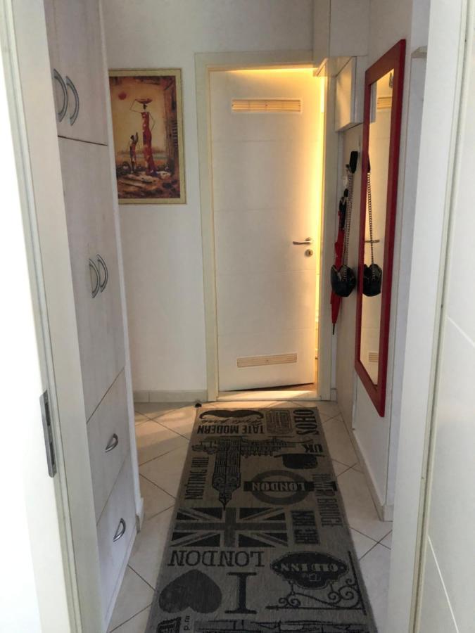 Apartment Sweet Dreams-Close To Zoo,Dinamo Stadium And The City Center Zagreb Bagian luar foto